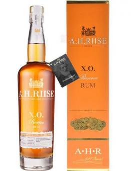 A.H. Riise X.O. Reserve Rum  700 ml = Flasche