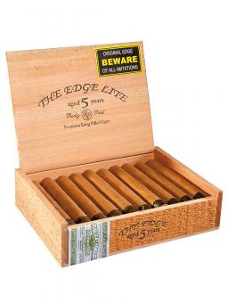 Rocky Patel The Edge Lite Connecticut Corona 20 Stück = Kiste (-3% CV24-Kistenrabatt)